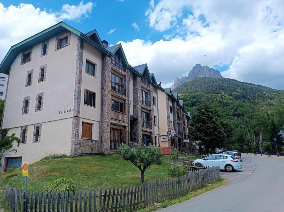 Balaitus Petfriendly - Arafita Apartamentos Sallent de Gállego 외부 사진